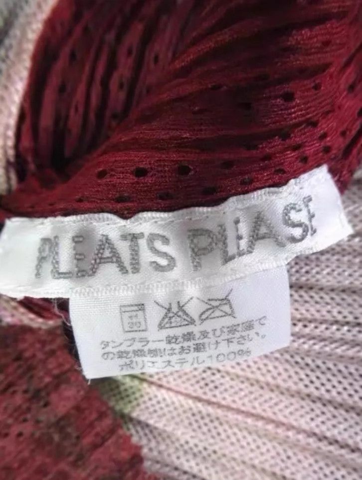 Issey Miyake Issey Miyake size:3 Red pleated cardigan Size S / US 4 / IT 40 - 5 Thumbnail