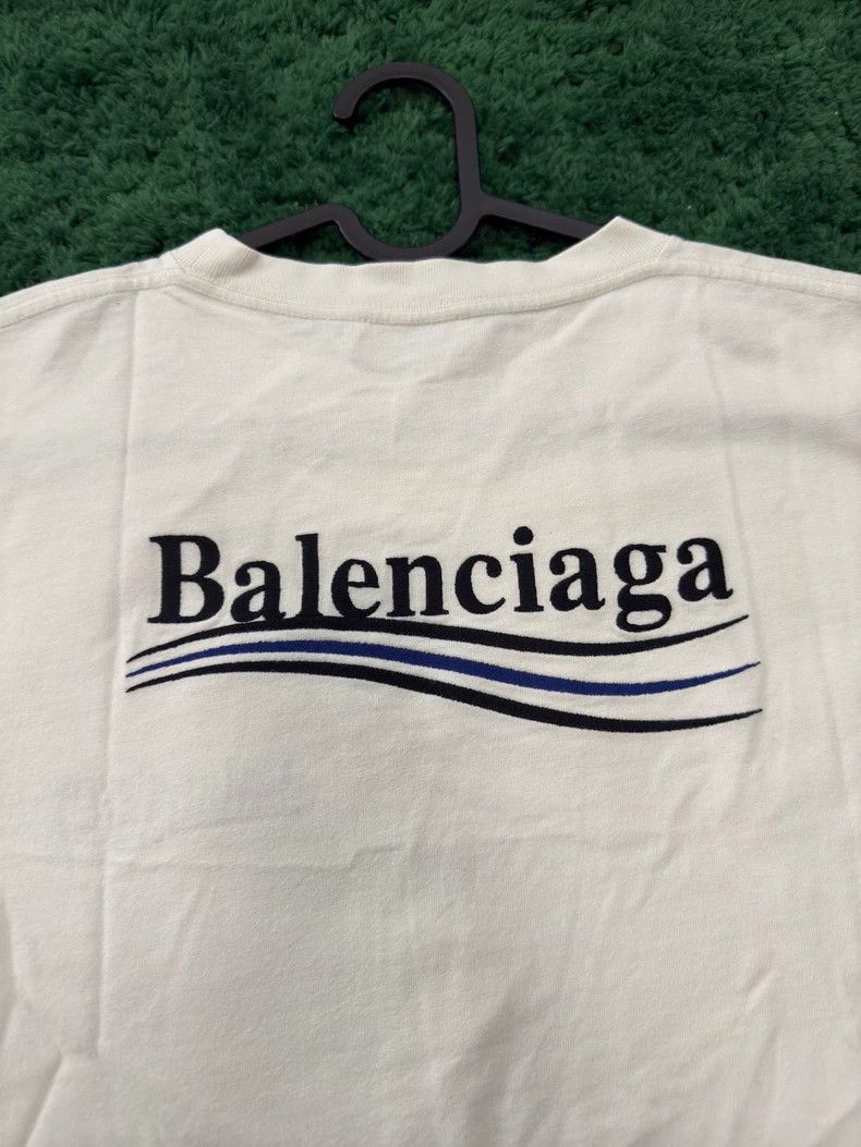 Balenciaga Balenciaga White and Blue Embroidered Coke Short Sleeve Size US XS / EU 42 / 0 - 5 Thumbnail