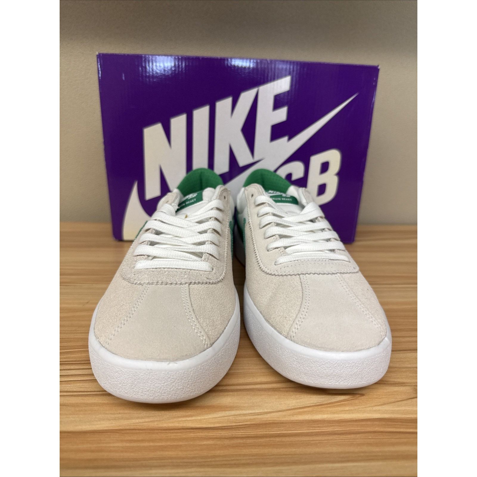Nike Size 11 - Nike Bruin React SB White Lucky Green Size US 11 / EU 44 - 2 Thumbnail