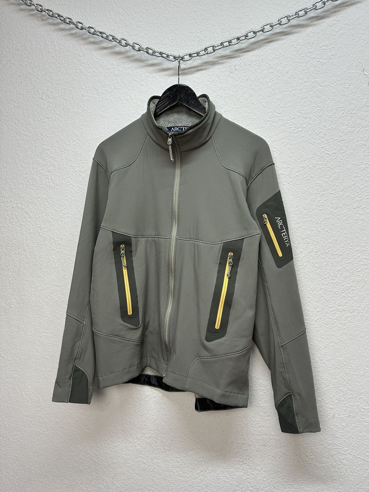 Arc'teryx Vintage Arc’teryx Fleece Jacket Reflective Logo Canada Size US M / EU 48-50 / 2 - 8 Thumbnail