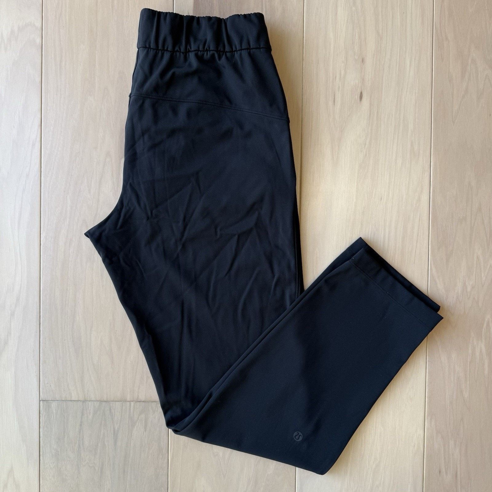 Lululemon Lululemon on the Fly Sweatpants Women's 4 Black Comfy Size 27" / US 4 / IT 40 - 2 Thumbnail