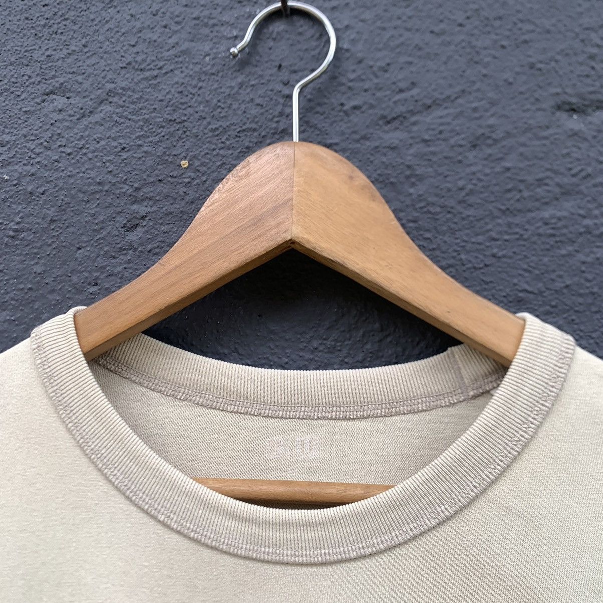 Uniqlo Thrashed Christophe Lemaire X Uniqlo Tee Size US M / EU 48-50 / 2 - 4 Thumbnail