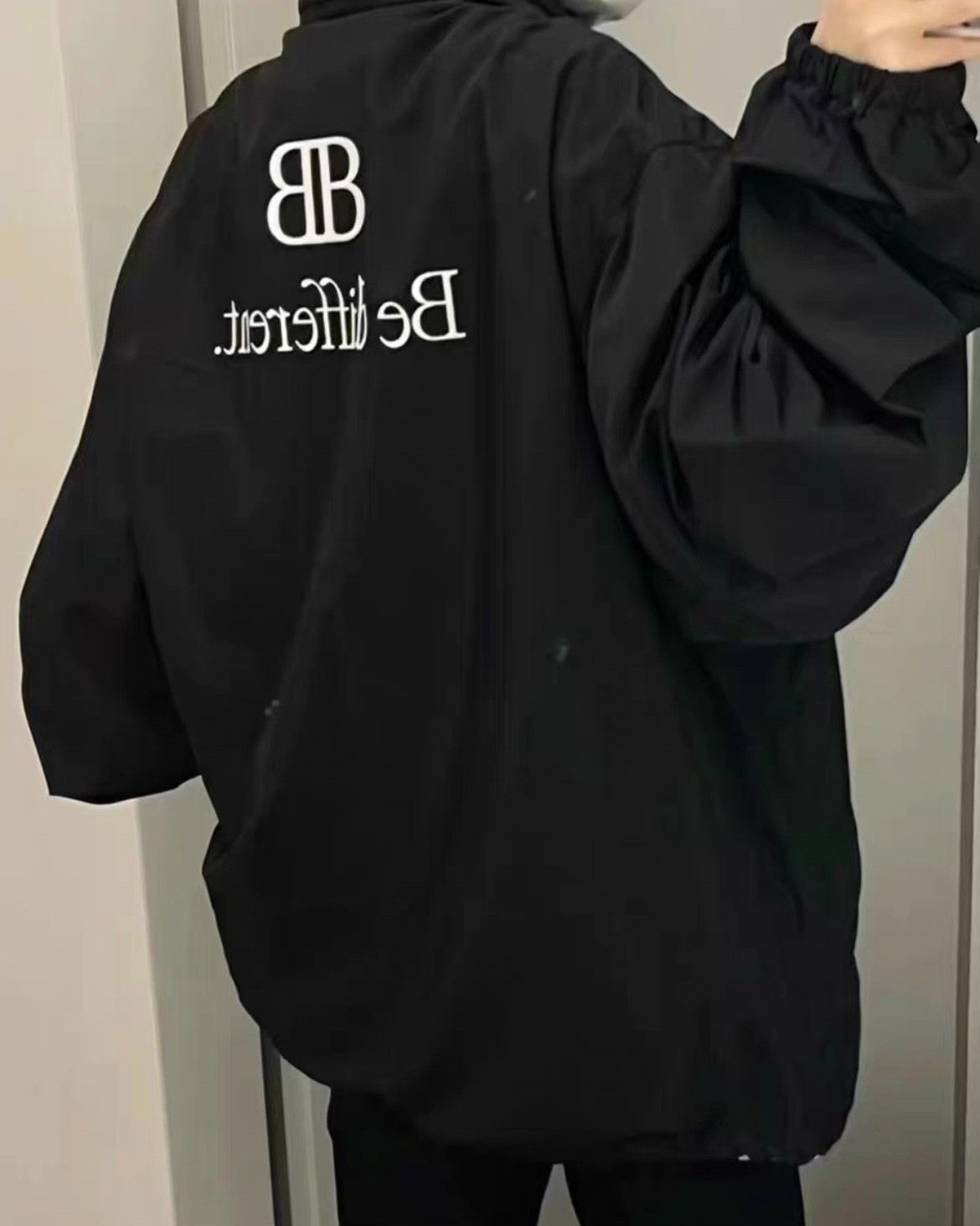 Balenciaga Balenciaga Be Different Single-Breasted Jacket Size US XS / EU 42 / 0 - 1 Thumbnail