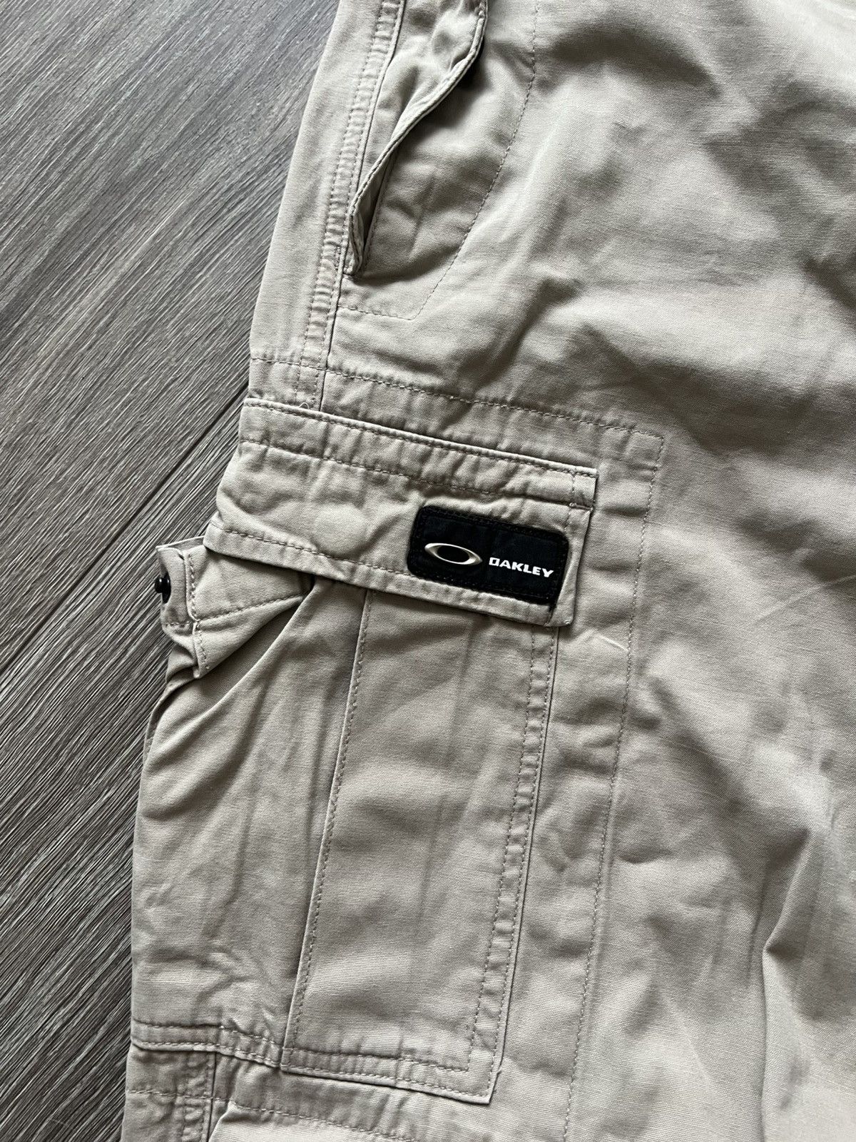 Oakley Vintage Oakley Cargo Pants Size 32x32 Size US 32 / EU 48 - 5 Thumbnail