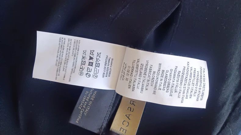 Versace Versace Baroque print with black and green panels on both Size US S / EU 44-46 / 1 - 4 Thumbnail