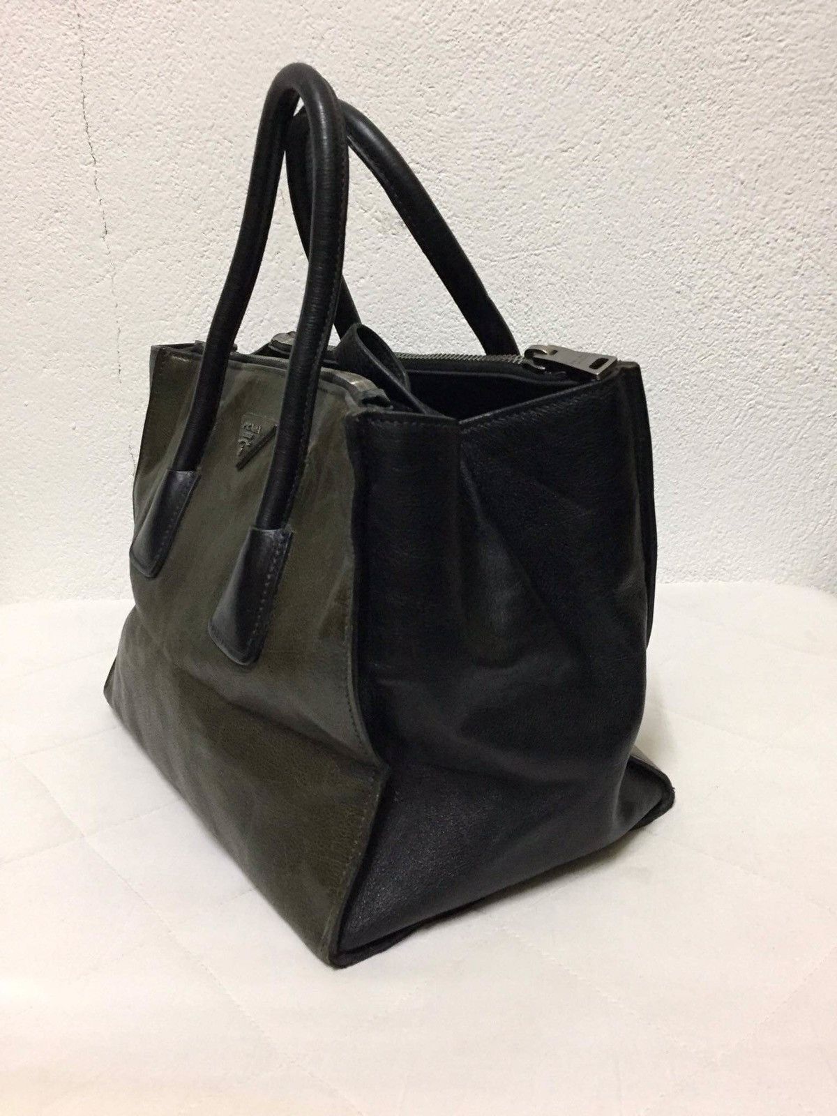 Prada PRADA Green Black Leather 2Way Shoulder Cross Body Bag Size ONE SIZE - 6 Thumbnail