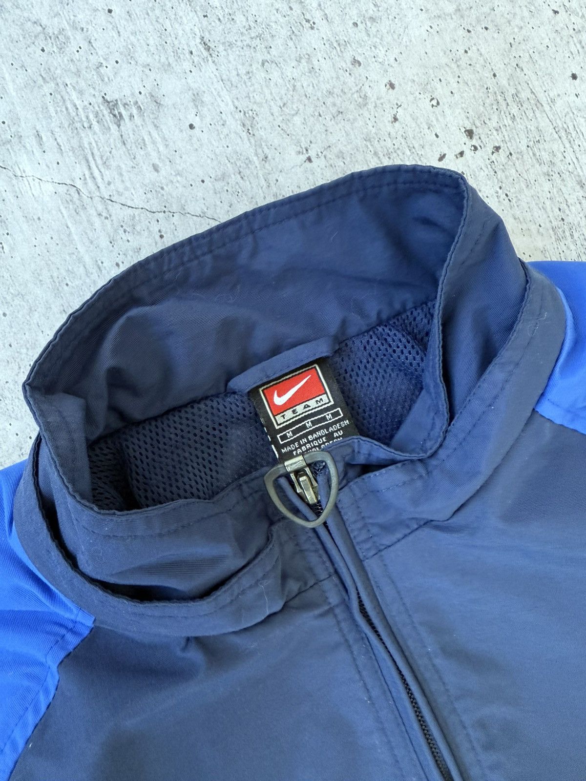 Vintage Nike Team Vintage Y2K Swoosh Logo Blue Jacket Size US M / EU 48-50 / 2 - 11 Thumbnail
