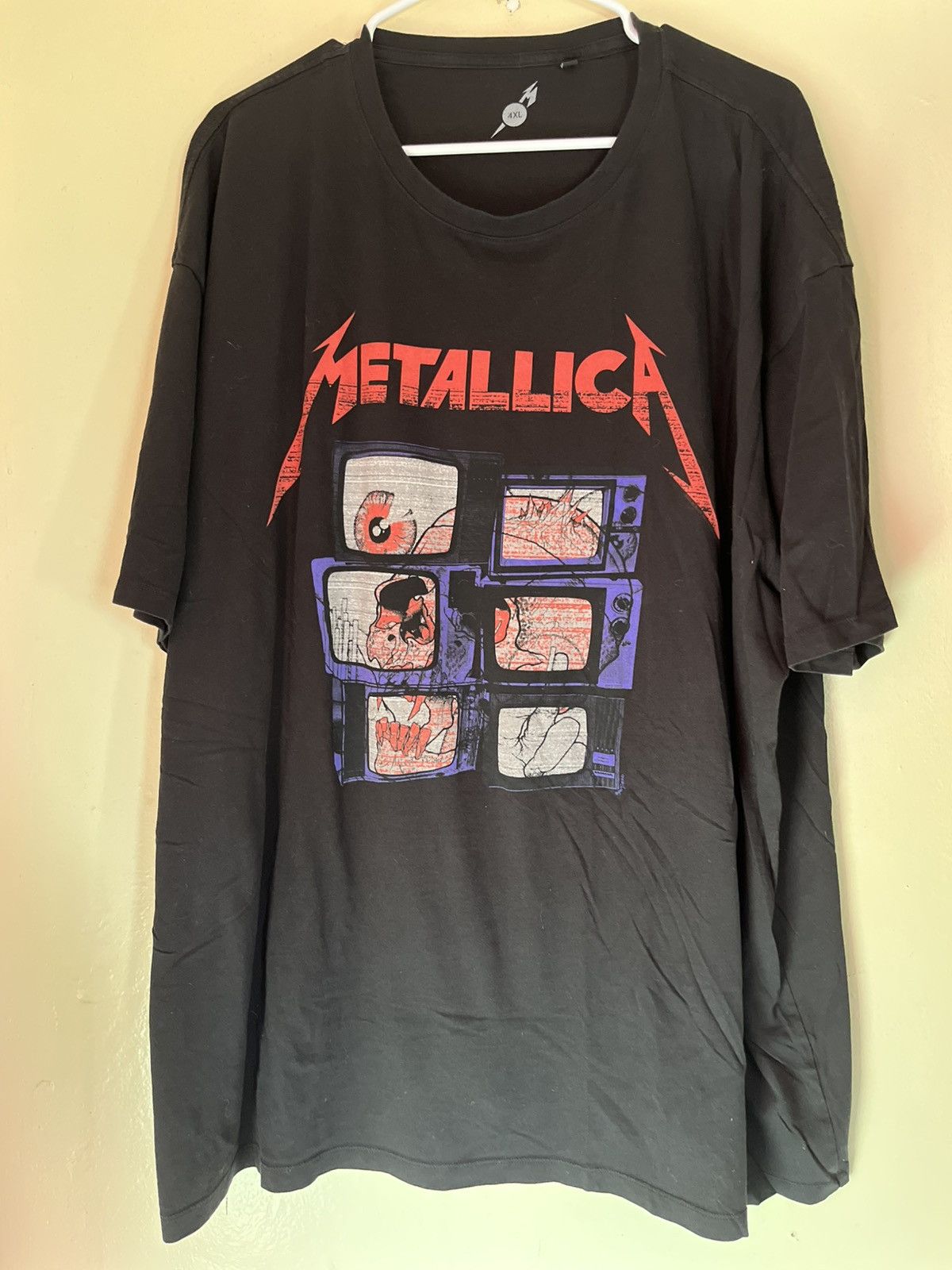 Metallica 2020 covid lockdown tour db sided metallica 4x music band Size US XXL / EU 58 / 5 - 1 Thumbnail