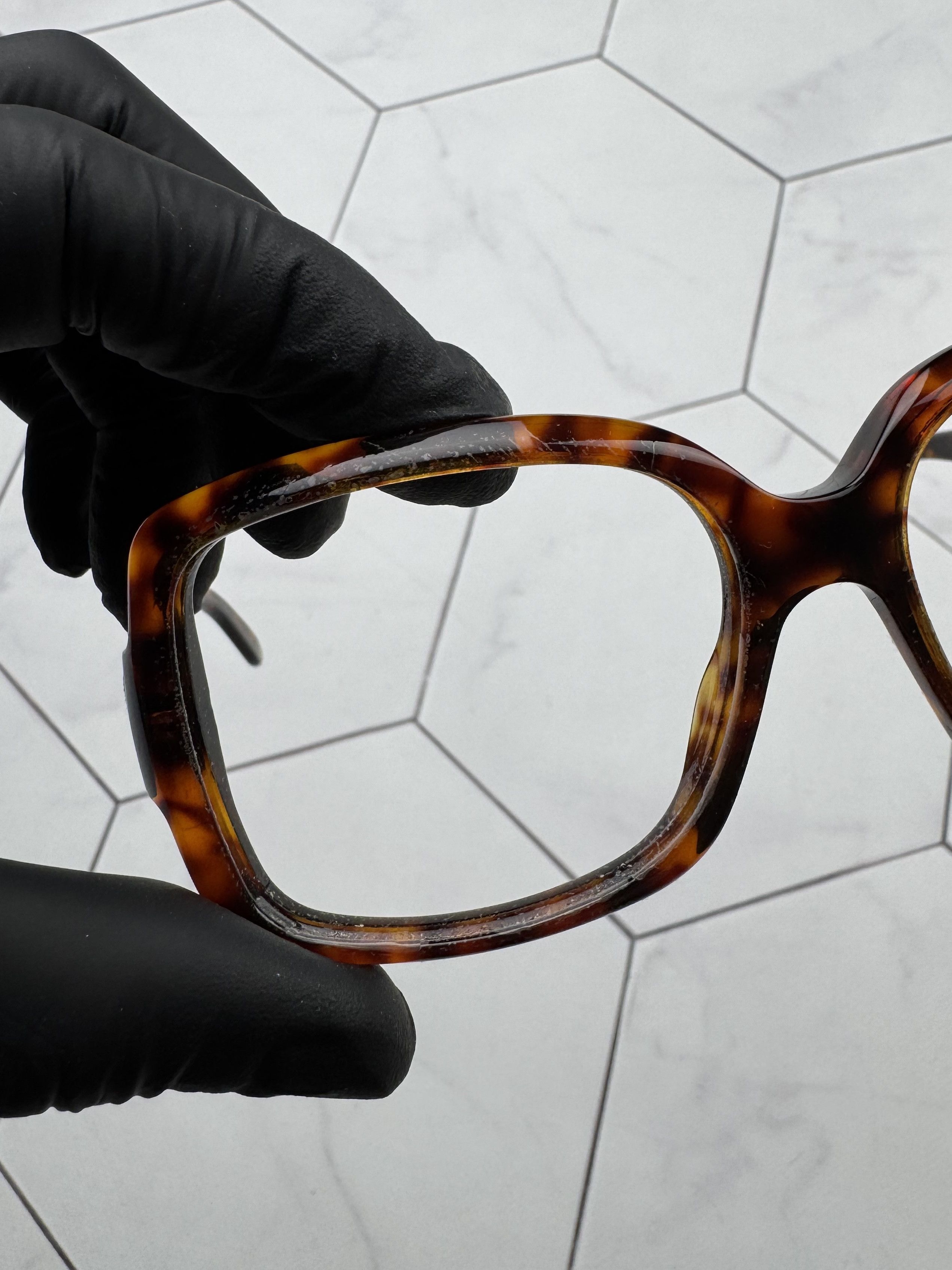 Gucci Gucci Vintage Frame (B405) Size ONE SIZE - 9 Thumbnail
