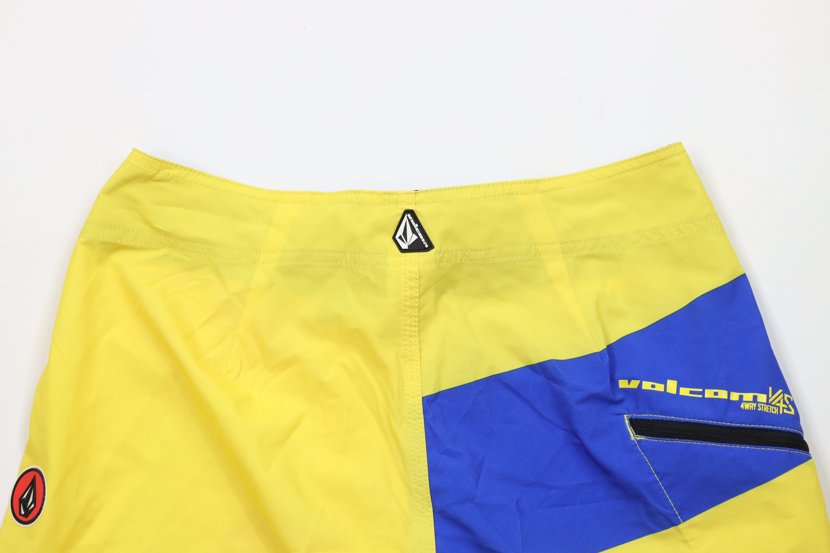 Volcom Vintage Volcom Stretch Boardies Board Shorts Trunks Size US 30 / EU 46 - 10 Thumbnail