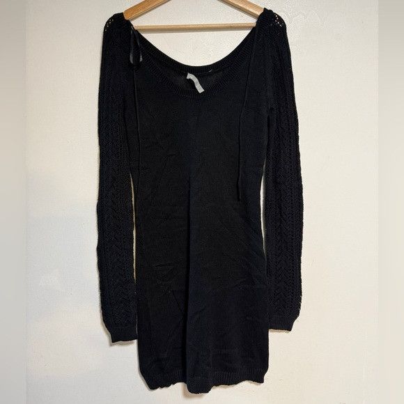 Vince Vince Black Knit Sweater Dress XS Long Sleeve Scoop Neck Size XS / US 0-2 / IT 36-38 - 2 Thumbnail