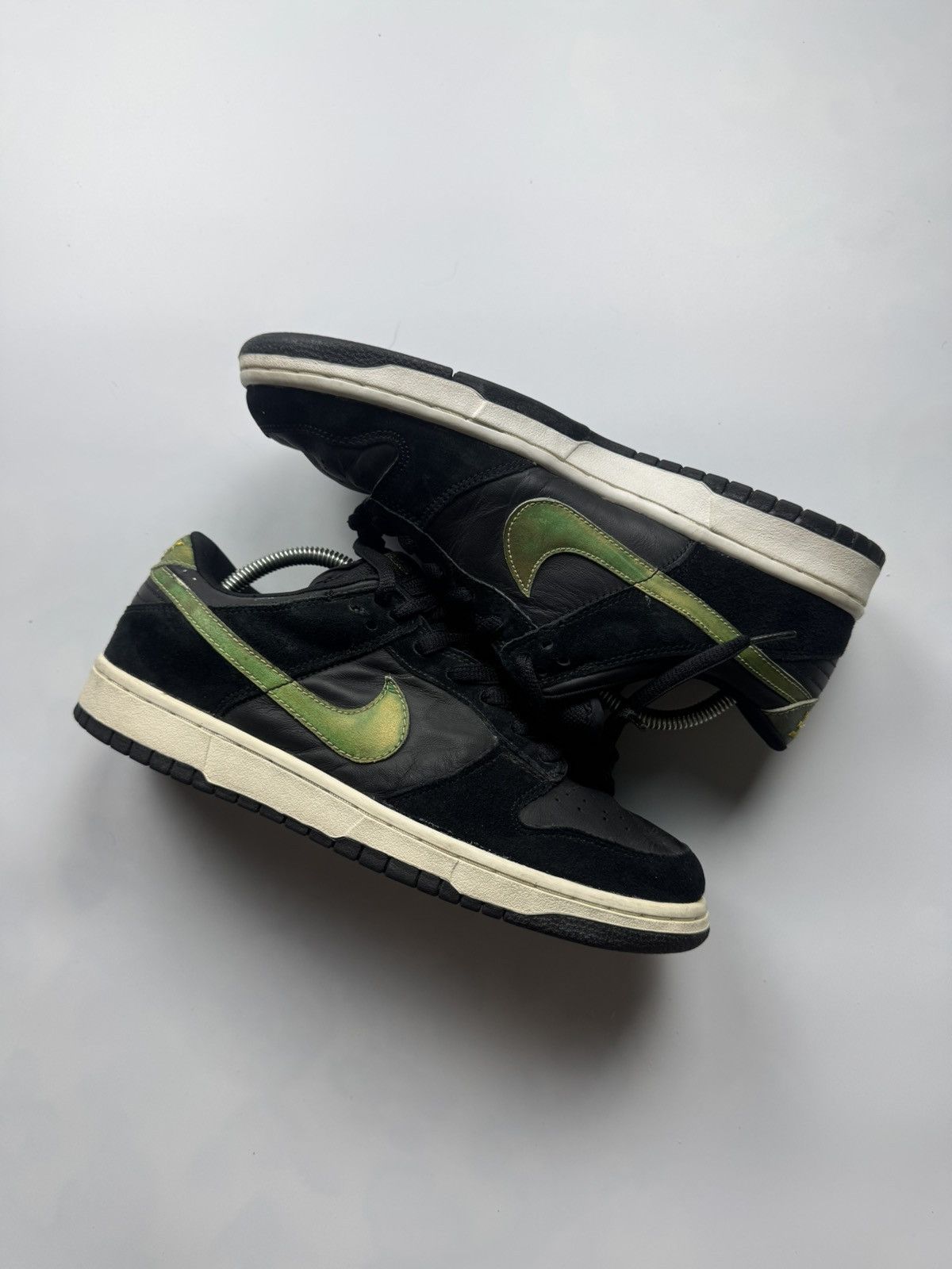 Nike SB 2003 Nike SB Dunk Low Pro Takashi Size US 9.5 / EU 42-43 - 7 Thumbnail