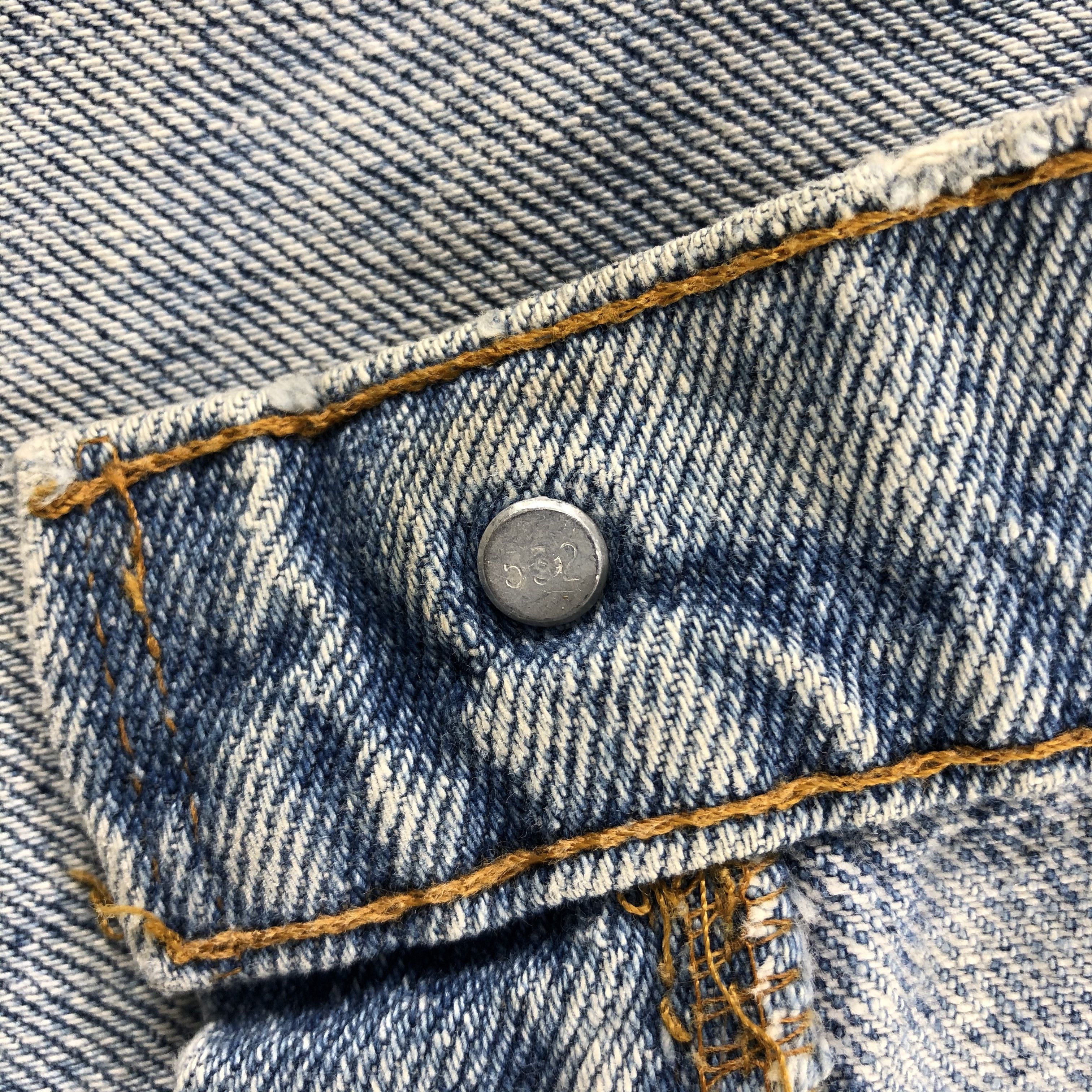 Levi's Vintage 90s Light Wash Levis Jeans-J2006 Size US 30 / EU 46 - 12 Thumbnail