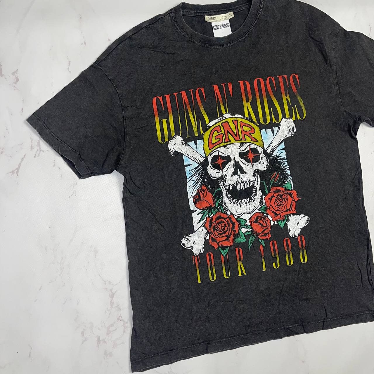 Vintage Vintage Guns N' Roses band t-shirt Size S Size US S / EU 44-46 / 1 - 4 Thumbnail