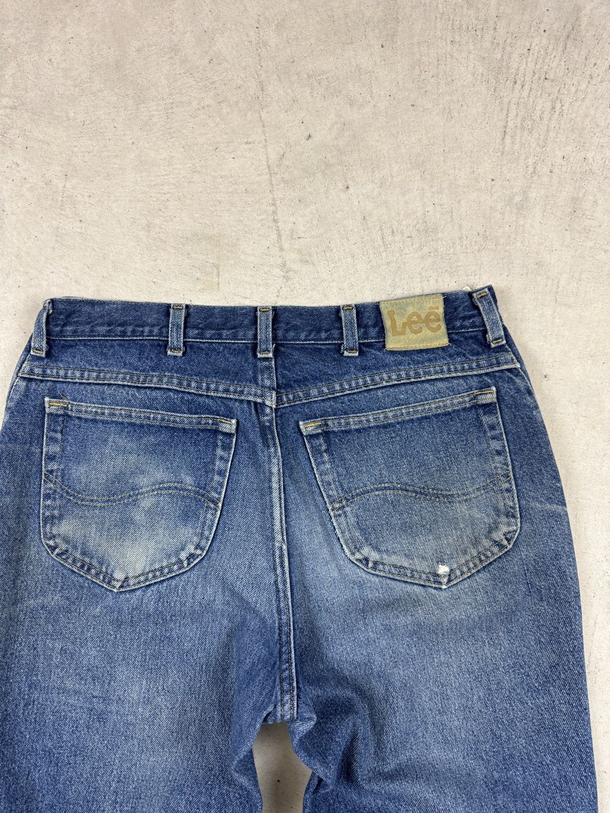 Lee × Vintage Vintage Lee Faded Denim Jeans Size US 36 / EU 52 - 7 Thumbnail