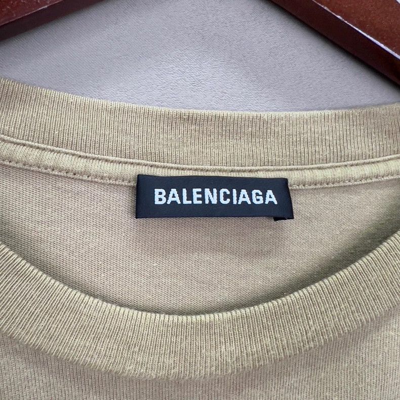 Balenciaga Balenciaga Khaki Crown Short Sleeve Size US M / EU 48-50 / 2 - 3 Thumbnail