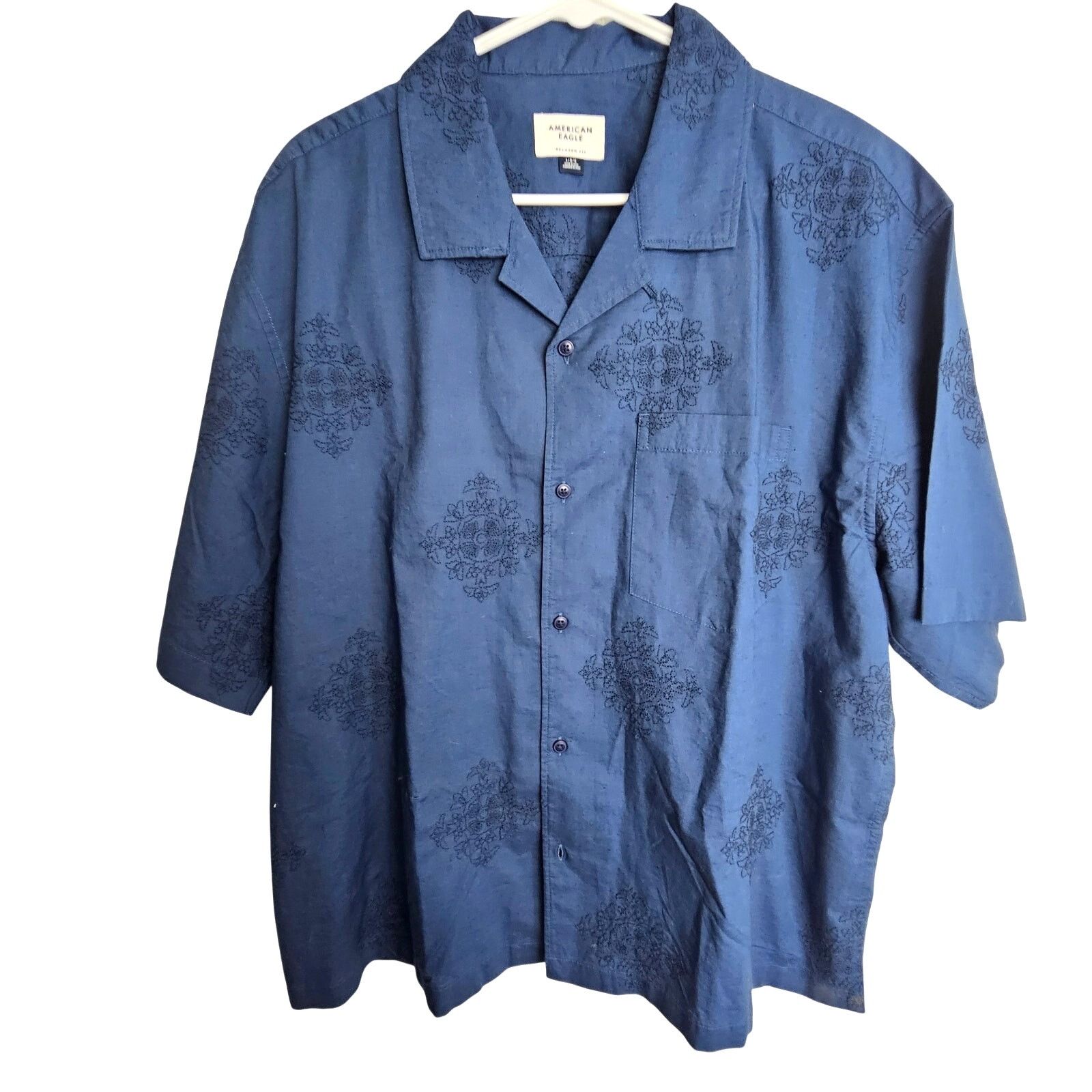 American Eagle Outfitters American Eagle Mens Embroidered Floral Relaxed Fit Button L Size US L / EU 52-54 / 3 - 1 Thumbnail