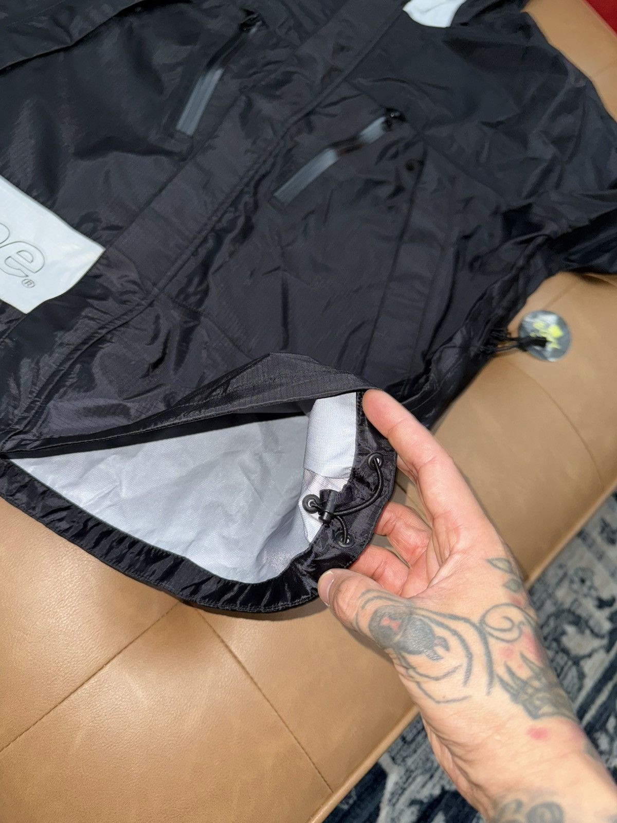 Supreme Supreme tape logo jacket Size US M / EU 48-50 / 2 - 4 Thumbnail