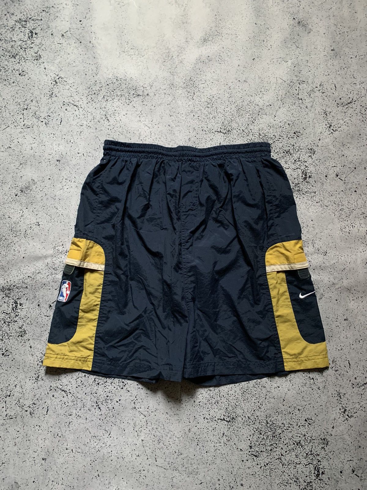 NBA × Nike × Vintage Vintage Nike NBA Shorts Nylon Drill Swoosh USA Y2K Tn Acg Size US 34 / EU 50 - 1 Thumbnail