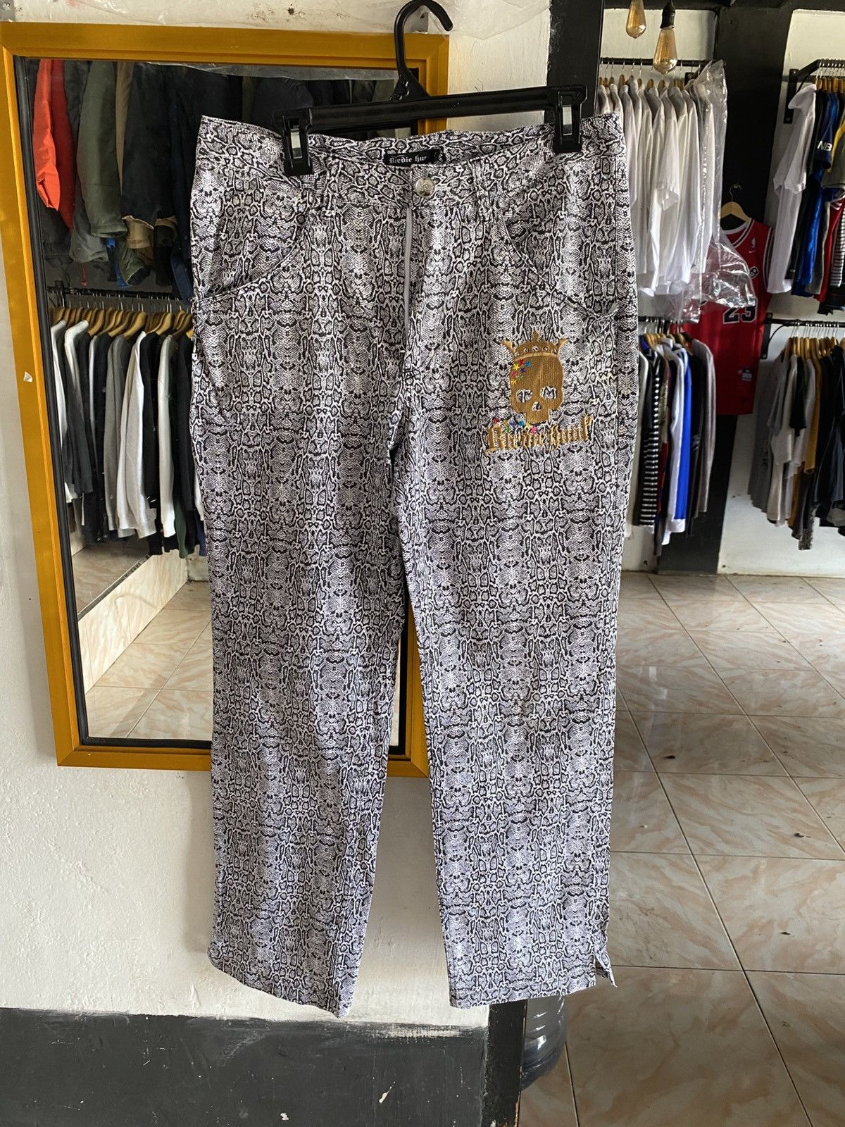 Birdie hunt rare snake skin motif Pants y2k