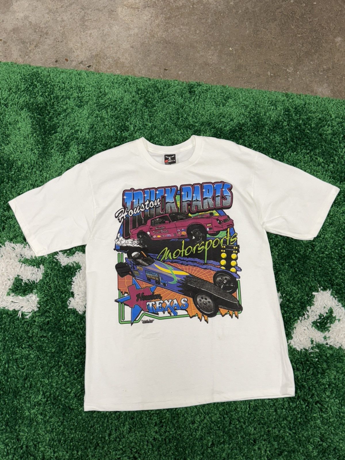 Vintage Vintage Houston Truck Parts Nascar Race Tee Medium Beefy Size US M / EU 48-50 / 2 - 1 Thumbnail