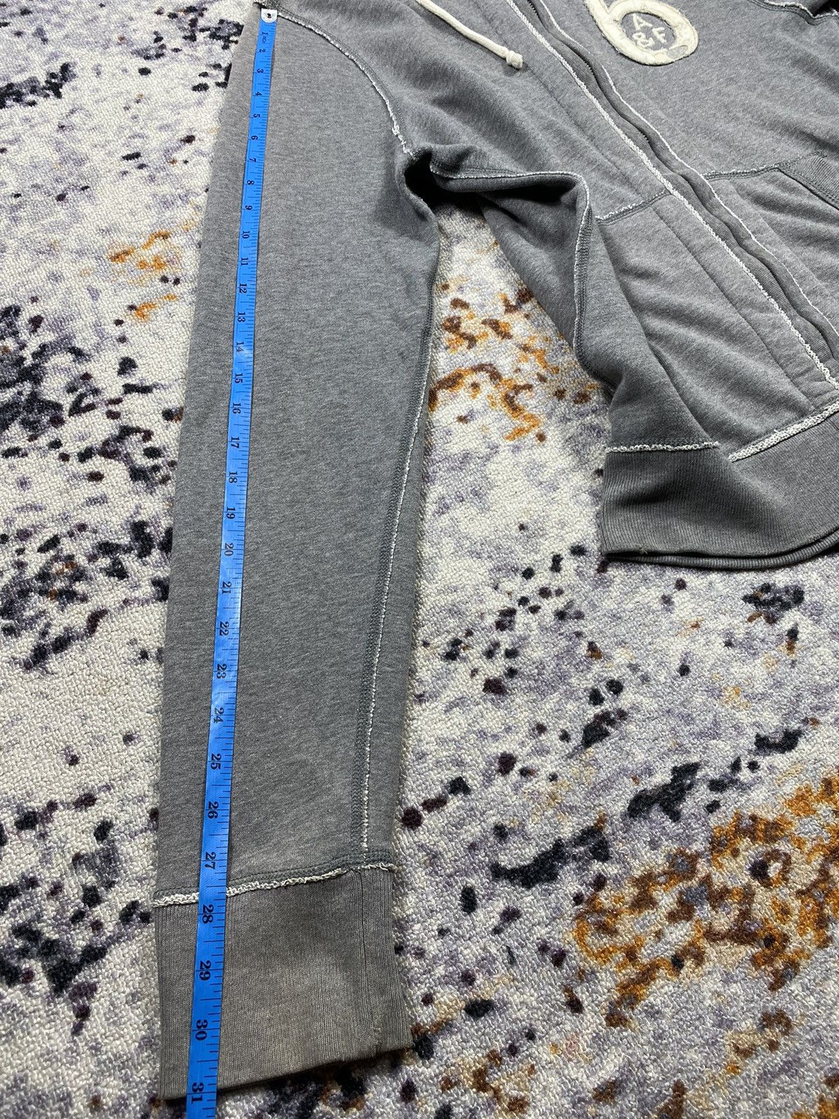 Abercrombie & Fitch Abercrombie&Fitch Faded Distressed Fur Zip Hoodie Ifsix lgb Size US M / EU 48-50 / 2 - 9 Thumbnail