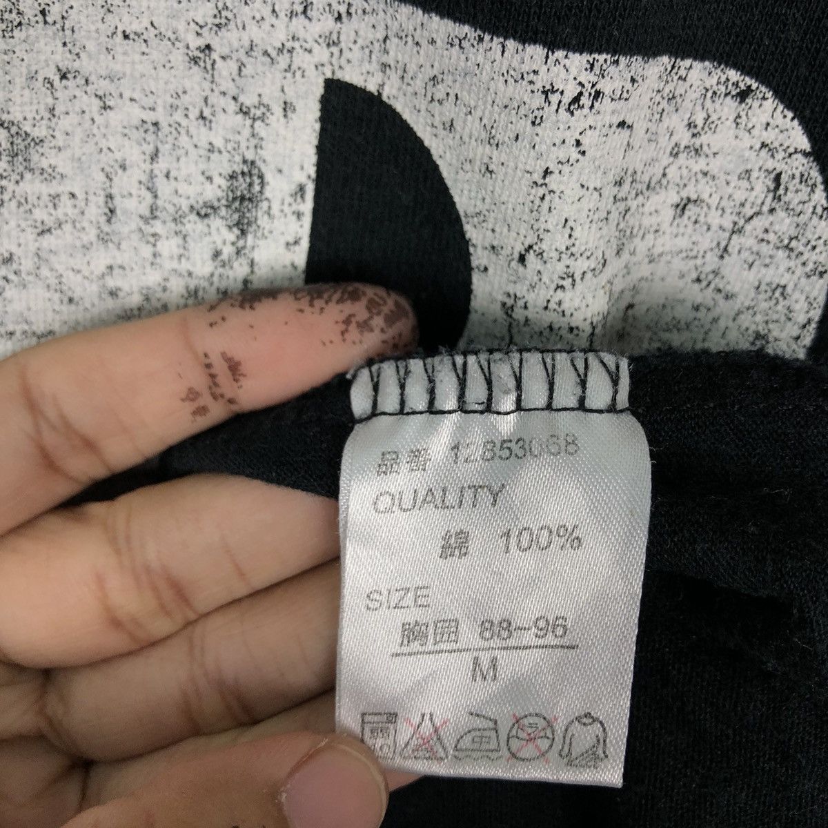 Japanese Brand VINTAGE ONE PIECE CARTOON T-SHIRT BIG LOGO Size US M / EU 48-50 / 2 - 9 Thumbnail