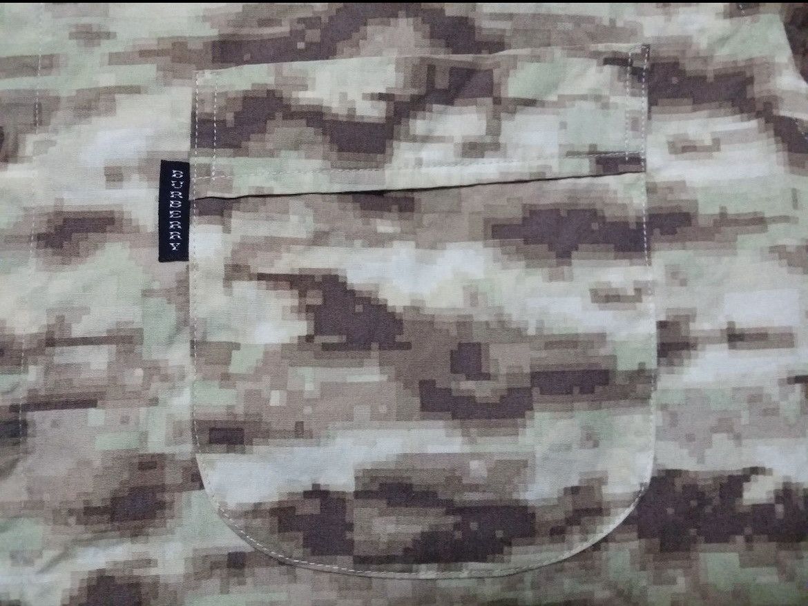 Burberry AUTHENTIC BURBERRY BLACK LABEL CAMO LONG SLEEVE SHIRT Size US L / EU 52-54 / 3 - 5 Thumbnail
