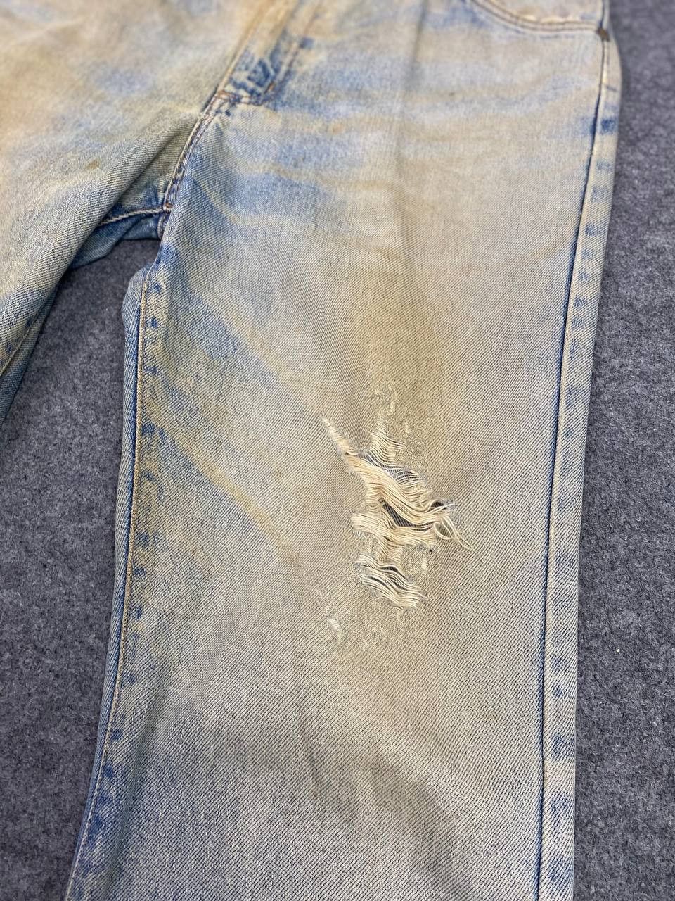 Wrangler vintage wrangler lightwash distressed denim Size US 34 / EU 50 - 11 Thumbnail