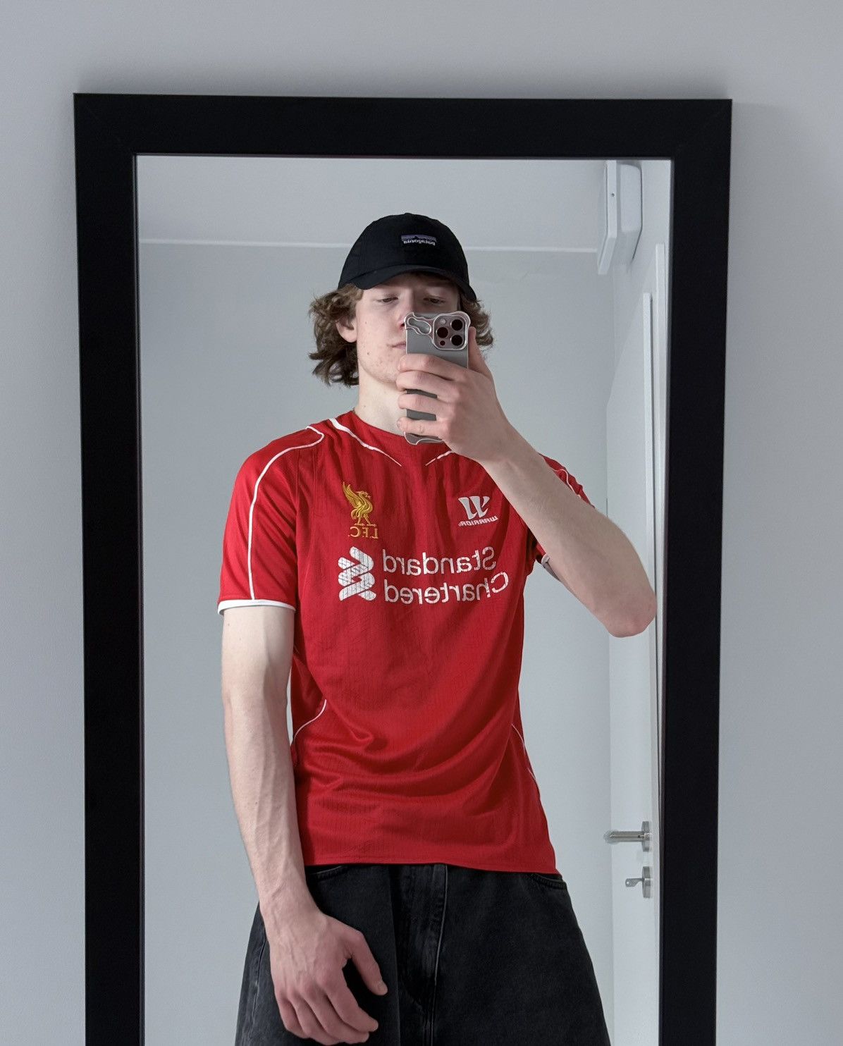 Other Vintage FC Liverpool sportswear y2k streetwear t-shirt Size US M / EU 48-50 / 2 - 1 Thumbnail