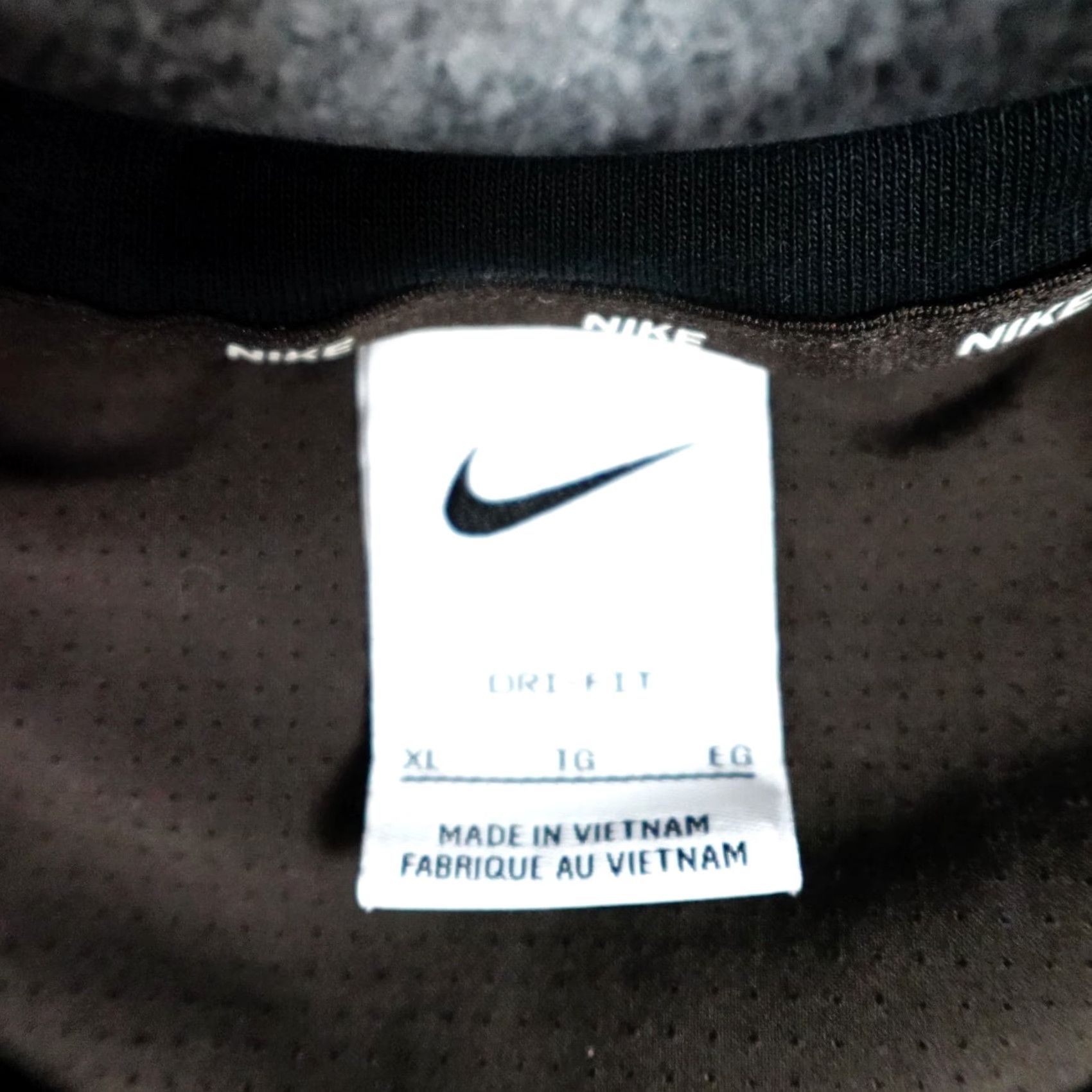 Nike Nike T-shirt XL Black Double-Sided Crew Neck Short Sleeve Men's Shirt Size US XL / EU 56 / 4 - 3 Thumbnail