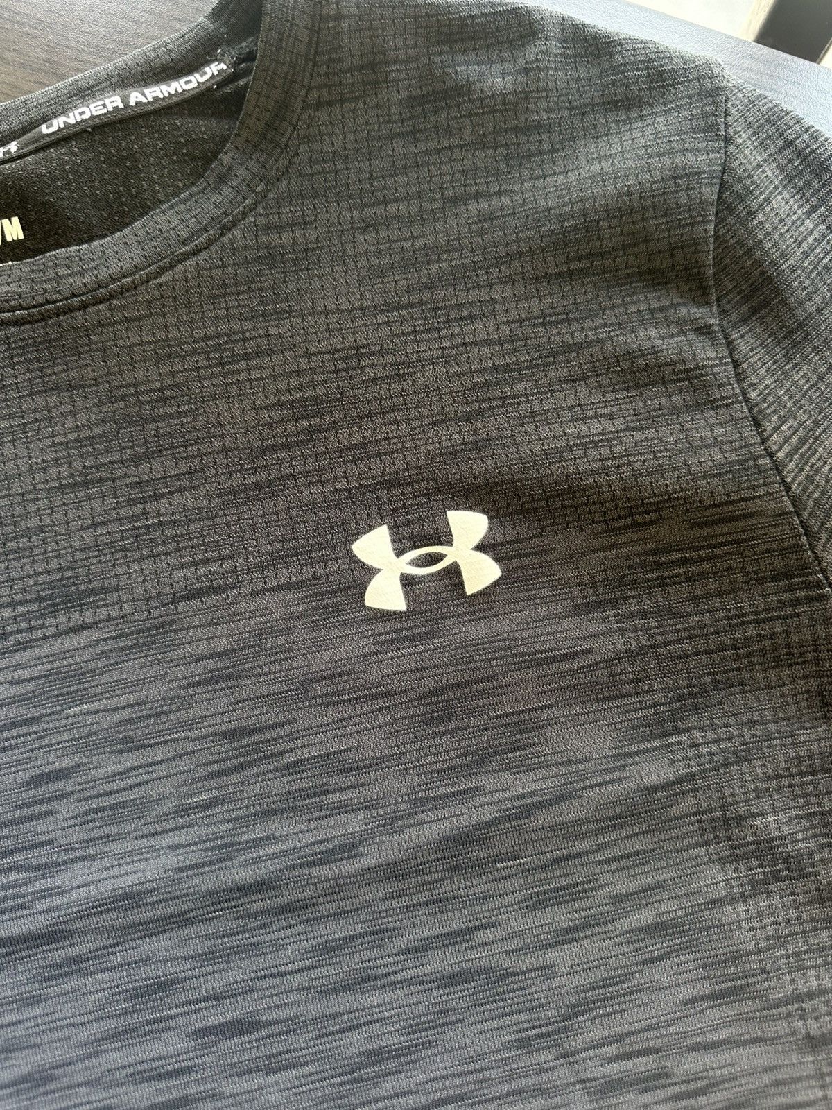 Under Armour Under Armour Men’s Black Short Sleeve Athletic Gym Shirt Med Size US M / EU 48-50 / 2 - 2 Thumbnail