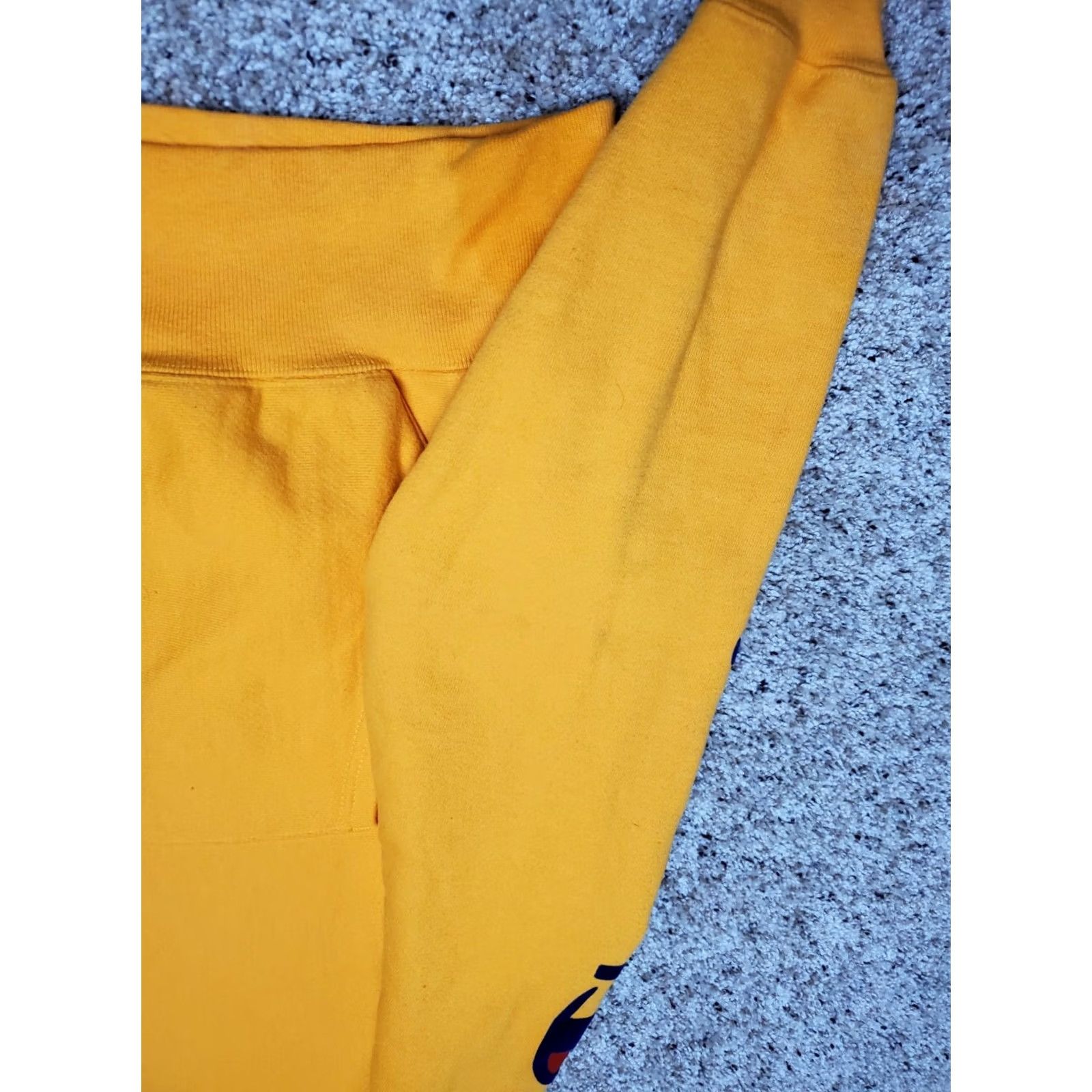 Champion Champion Hoodie Men's M Yellow Long Sleeve Pullover Spell Out Reverse Weave Athletic Heavyweight Streetwear Size US M / EU 48-50 / 2 - 6 Thumbnail