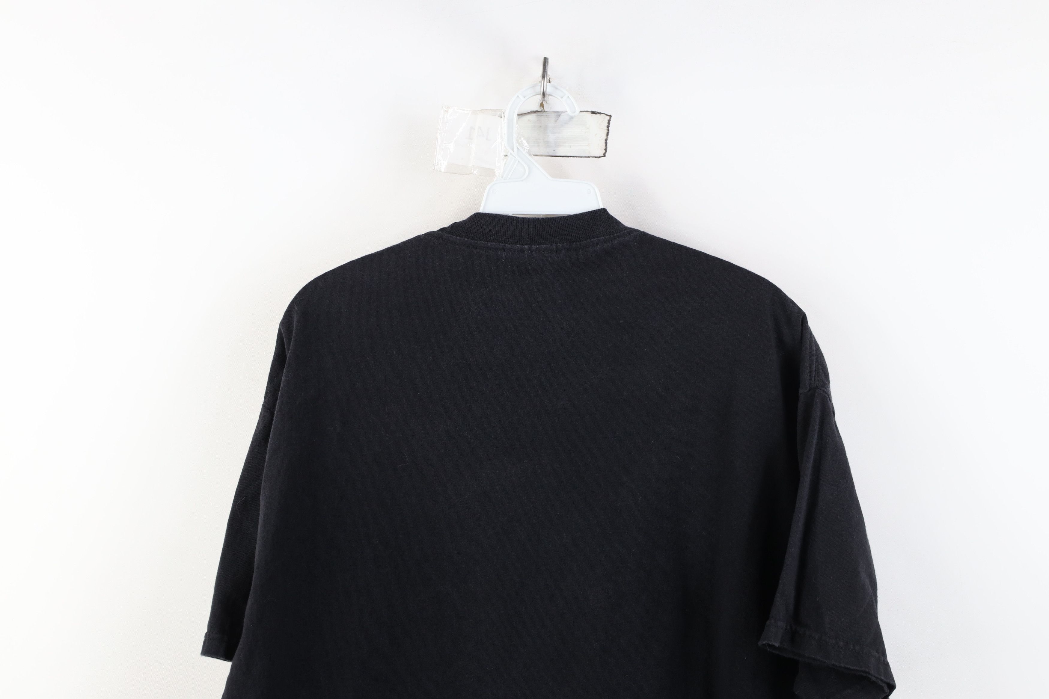 Vintage Vintage 90s Streetwear Wolves Short Sleeve T-Shirt Black Size US XL / EU 56 / 4 - 12 Thumbnail