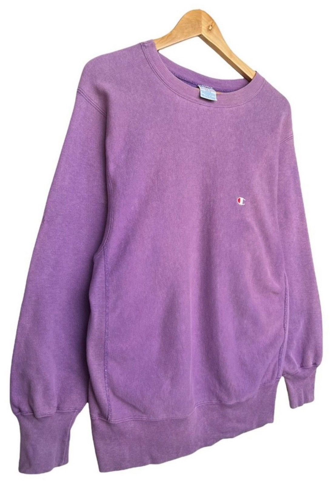 Champion × Vintage Vintage 90s Champion Reverse Weave Purple Faded Sweatshirt Size US L / EU 52-54 / 3 - 3 Thumbnail