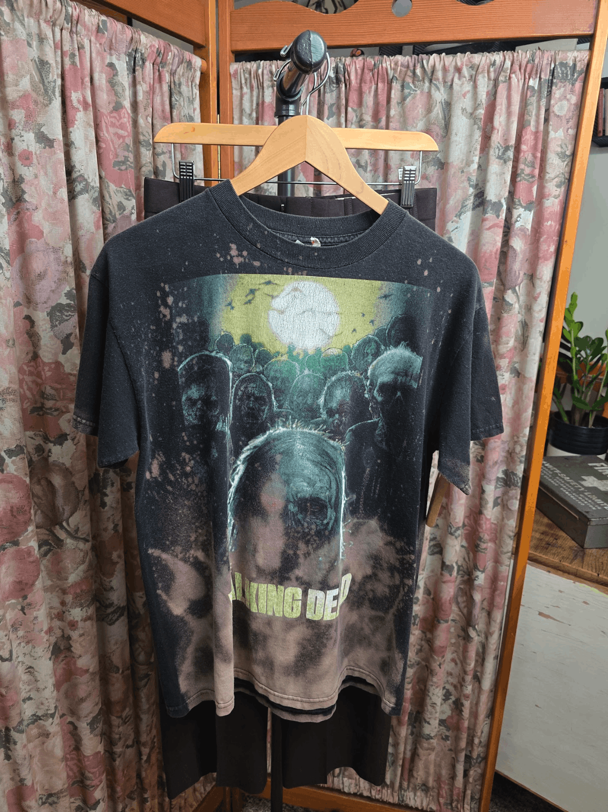 Other Walking Dead Graphic Tee Size US M / EU 48-50 / 2 - 1 Thumbnail