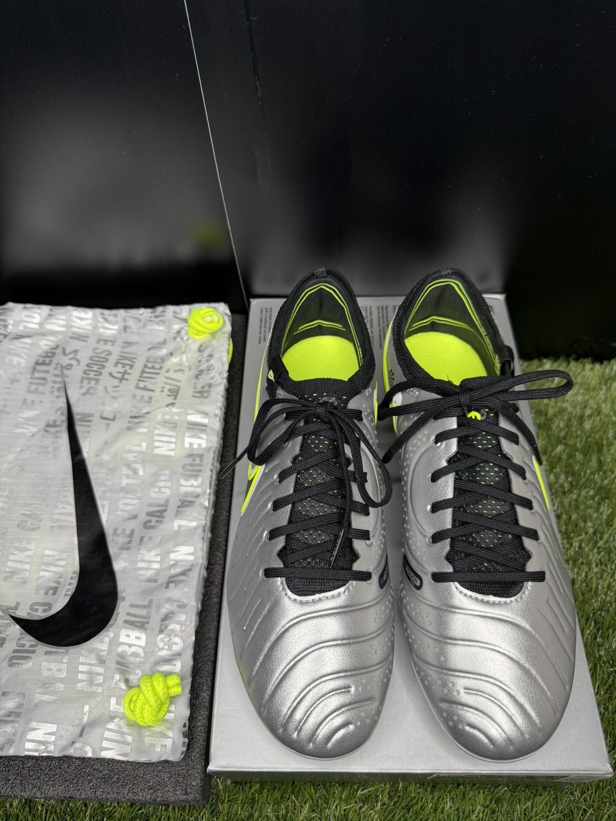 Nike Nike Tiempo Legend 10 Elite Size US 7.5 / EU 40-41 - 2 Thumbnail