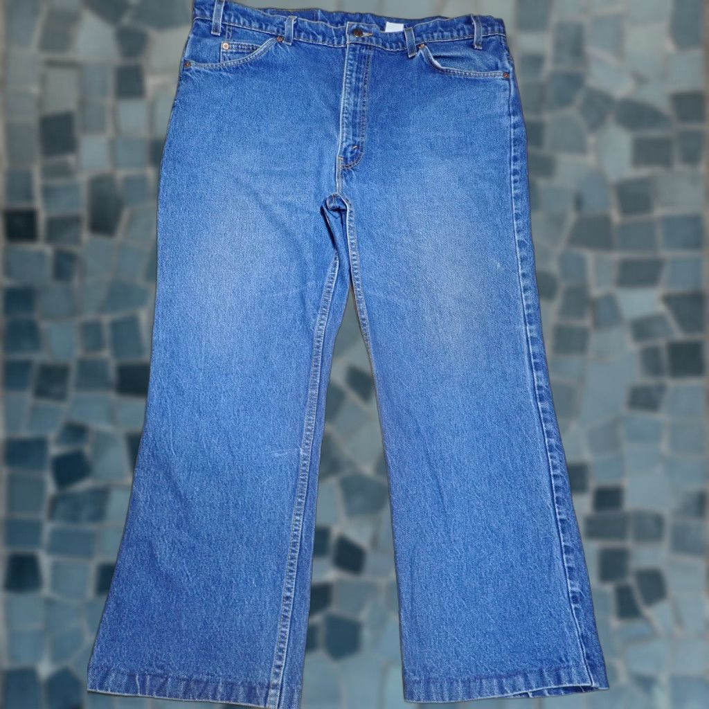 Levi's VINTAGE Levi's 517 Jeans Bootcut Denim 42x30 USA 90s Orange Tab 5-Pocket Distressed High Rise Mens Size US 42 / EU 58 - 1 Thumbnail