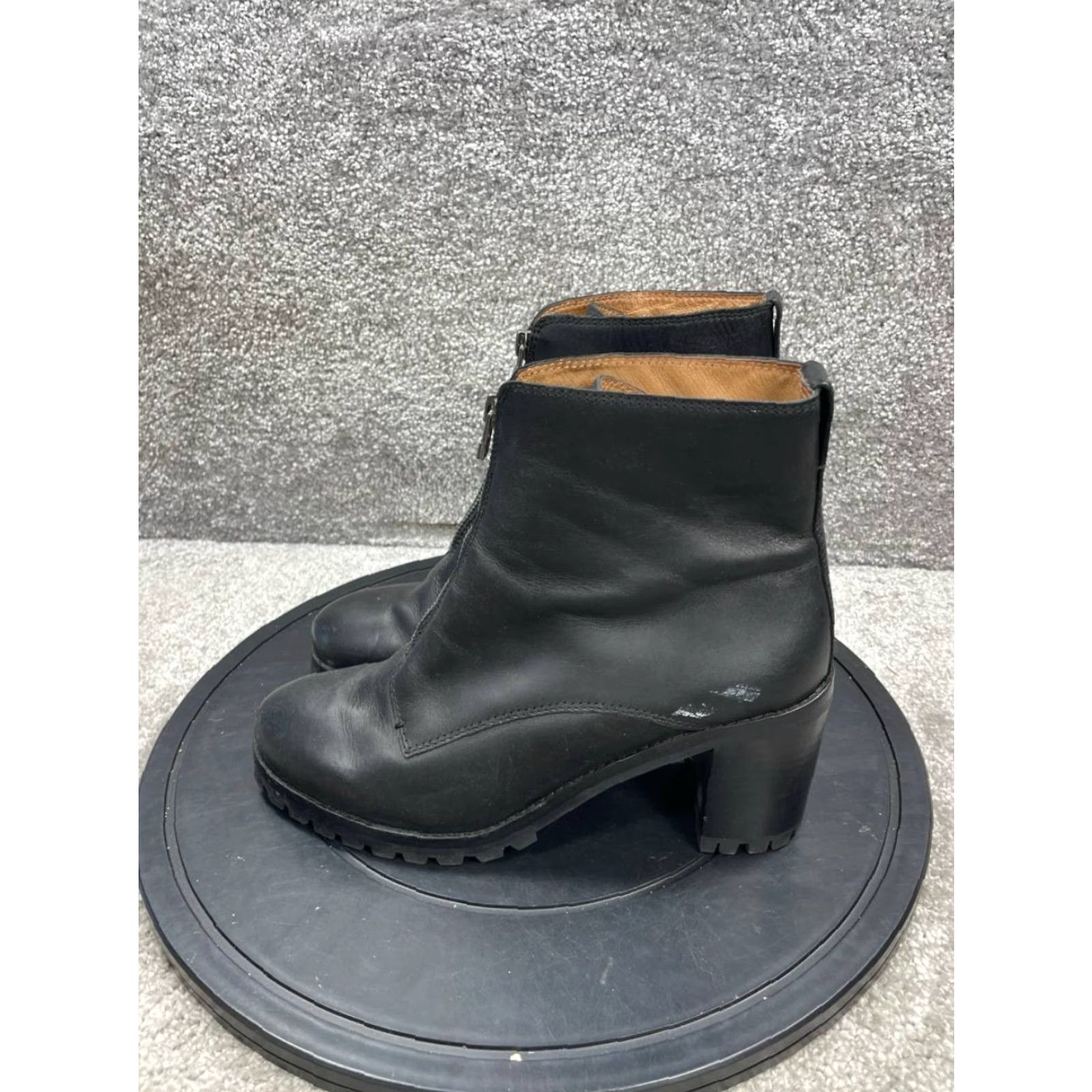 Madewell Madewell The Alyce Boot Women Size 10 Black Leather Zip Front Lugsole Block Heel Size US 10 / IT 40 - 5 Thumbnail