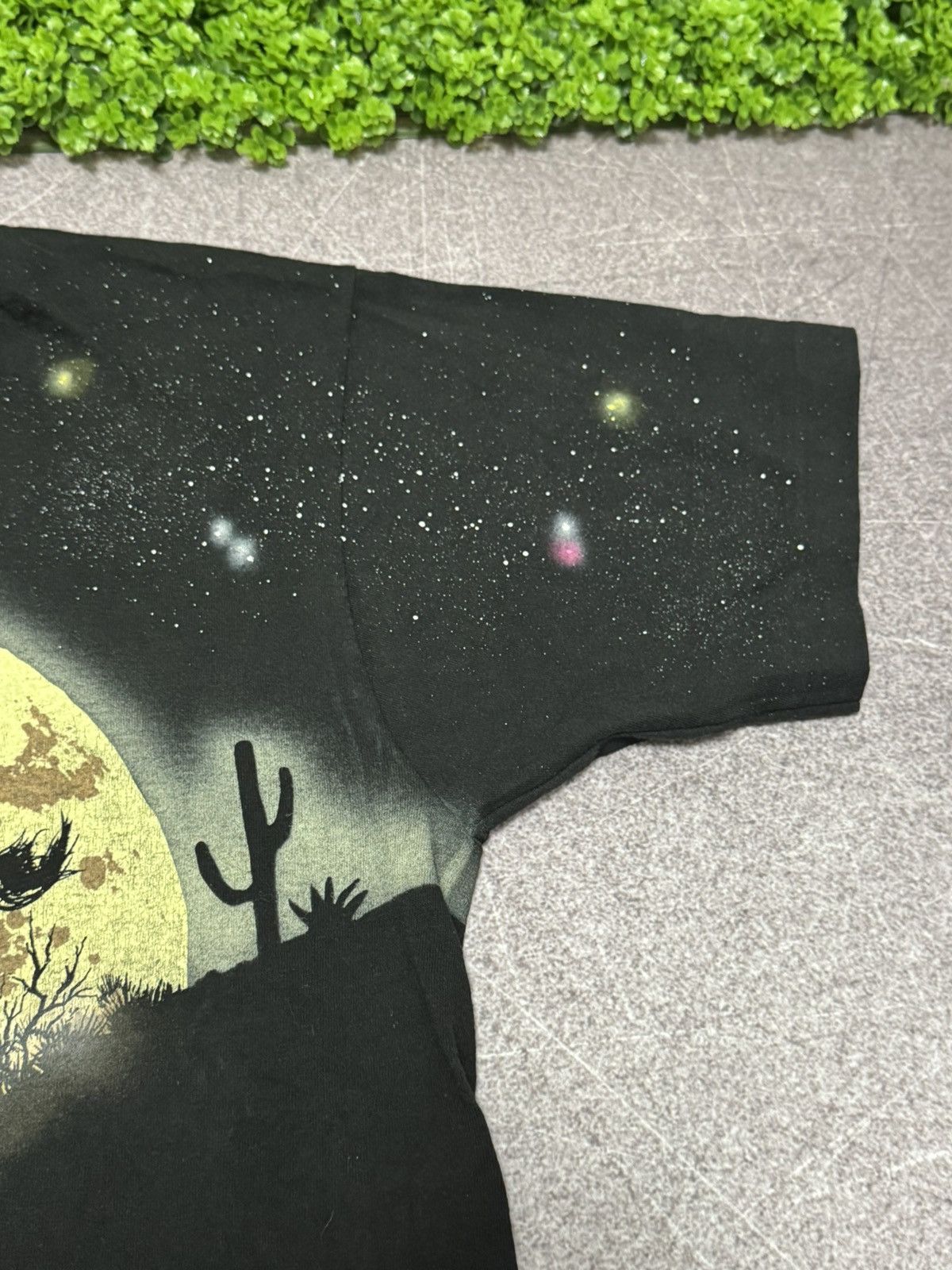 Vintage Vintage Space Cowboy Moon Over Print T Shirt Graphic Print Size US L / EU 52-54 / 3 - 8 Thumbnail