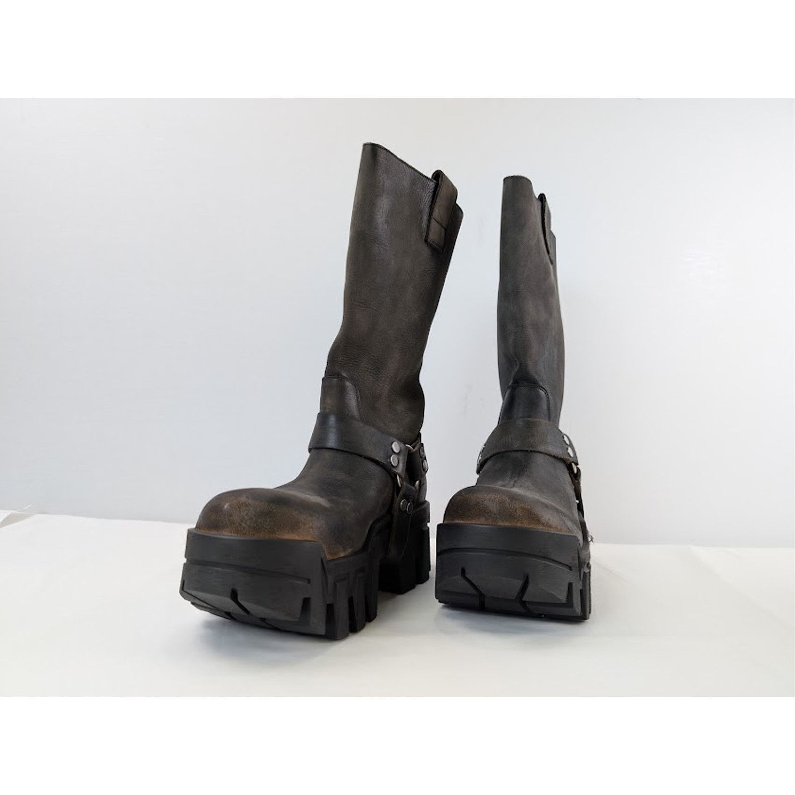 Balenciaga o1rshd1 Q:2 / Bulldozer Harness Boots in Faded Black Size US 8 / EU 41 - 8 Thumbnail