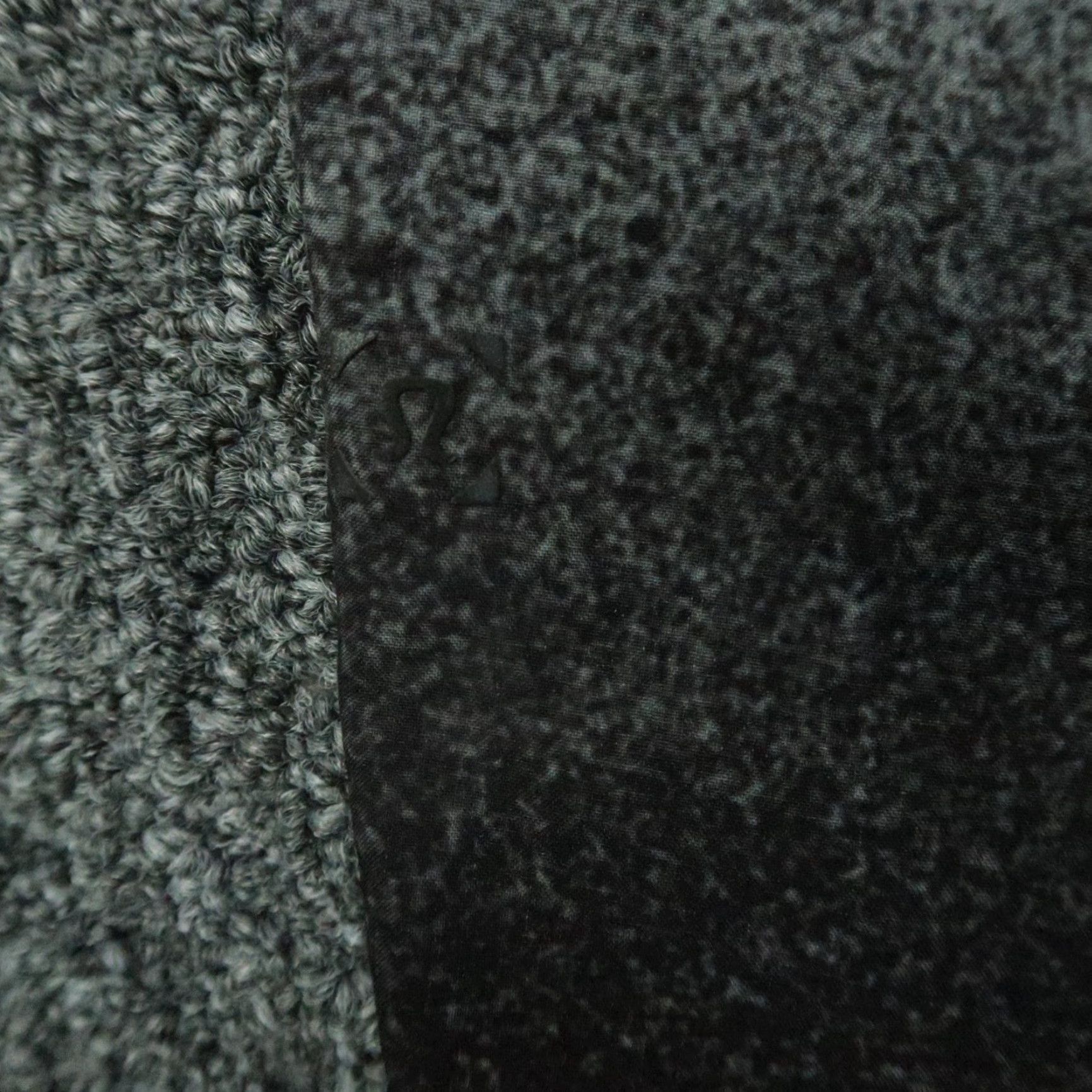 Lululemon Lululemon Shorts Mens Small Black Gray T.H.E. Linerless Zip Pocket Training Size US 29 - 3 Thumbnail