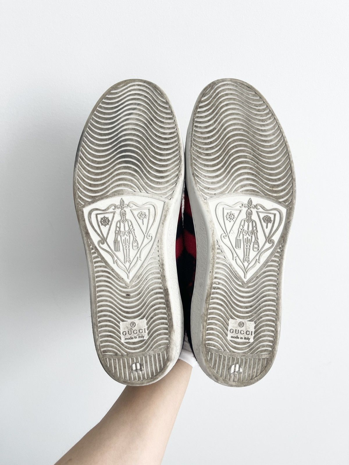 Gucci STEAL! Gucci Ace GG Wool 'Black Red' Sneakers Size US 7.5 / EU 40-41 - 9 Thumbnail
