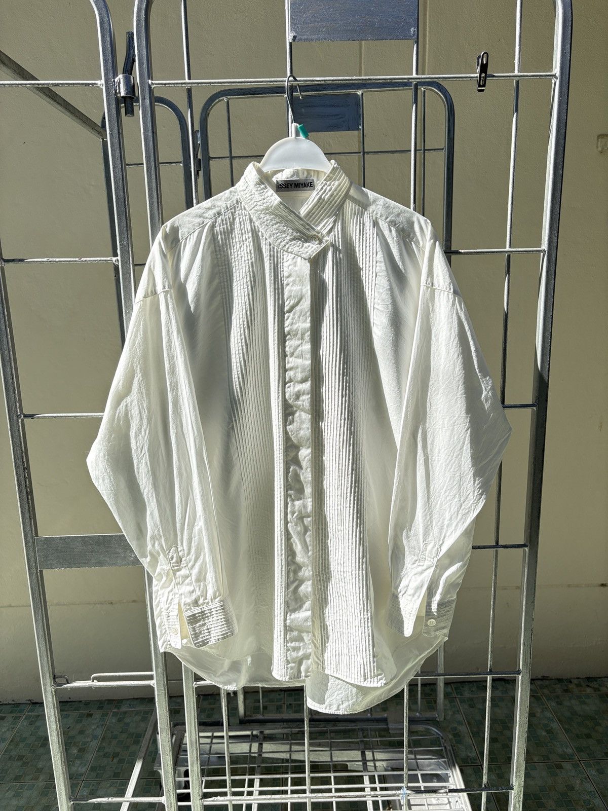 Issey Miyake Issey Miyake pleated white shirt Size M / US 6-8 / IT 42-44 - 1 Thumbnail