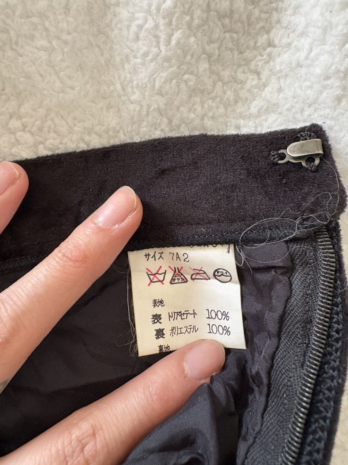 Other Vintage Black Velvet Skirt — Italia Lamodagoji Size ONE SIZE - 2 Thumbnail