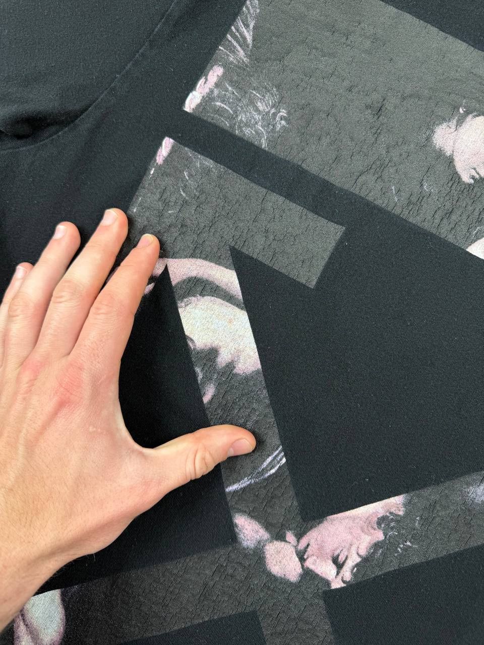 Off-White Off-White Caravaggio Arrow Big Logo T-Shirt Men Size M Black Size US M / EU 48-50 / 2 - 6 Thumbnail