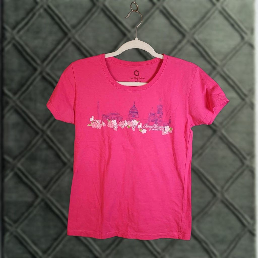 Pinko VINTAGE Smithsonian Institution T-Shirt Women Small Magenta Pink Cherry Blossoms Floral Shirt Size S / US 4 / IT 40 - 1 Thumbnail