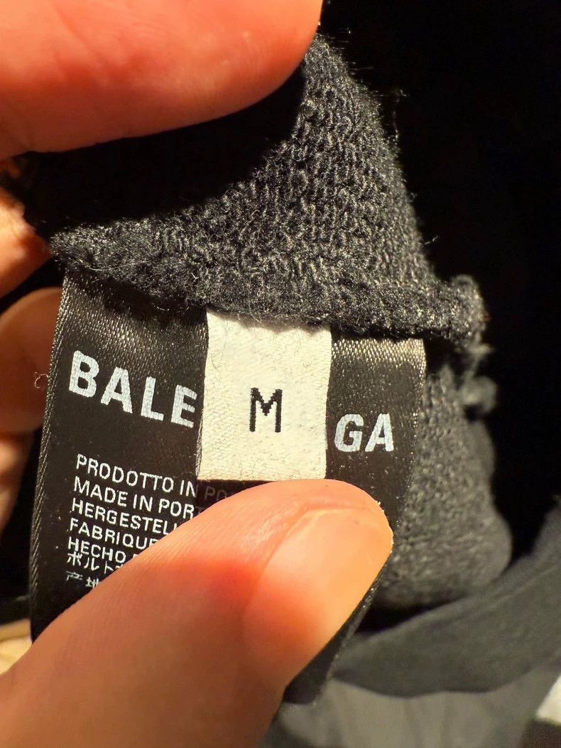 Balenciaga Balenciaga Letter Logo Hoodie Men's Black Size US M / EU 48-50 / 2 - 4 Thumbnail