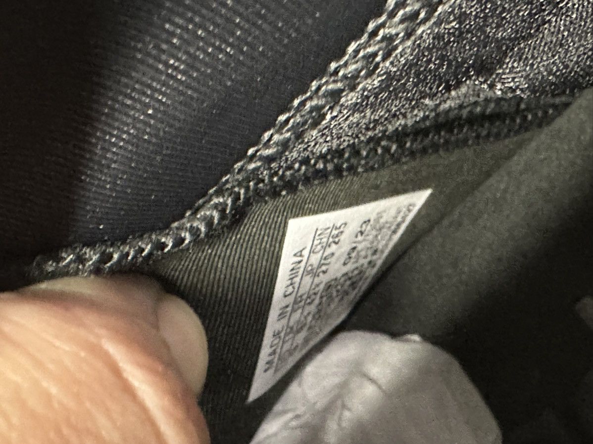 Adidas × Fear of God Adidas Fear of God Athletics 1 Basketball Carbon Size US 9 / EU 42 - 10 Thumbnail