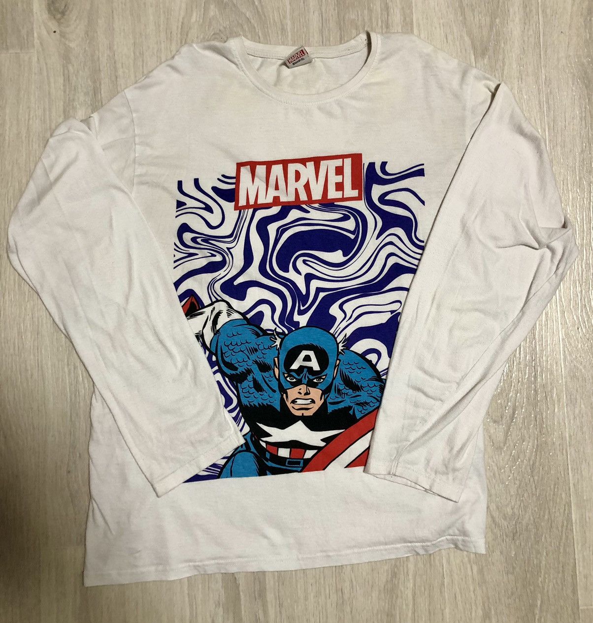 Marvel Comics Marvel Captain America long sleeve tee Size US XL / EU 56 / 4 - 1 Thumbnail